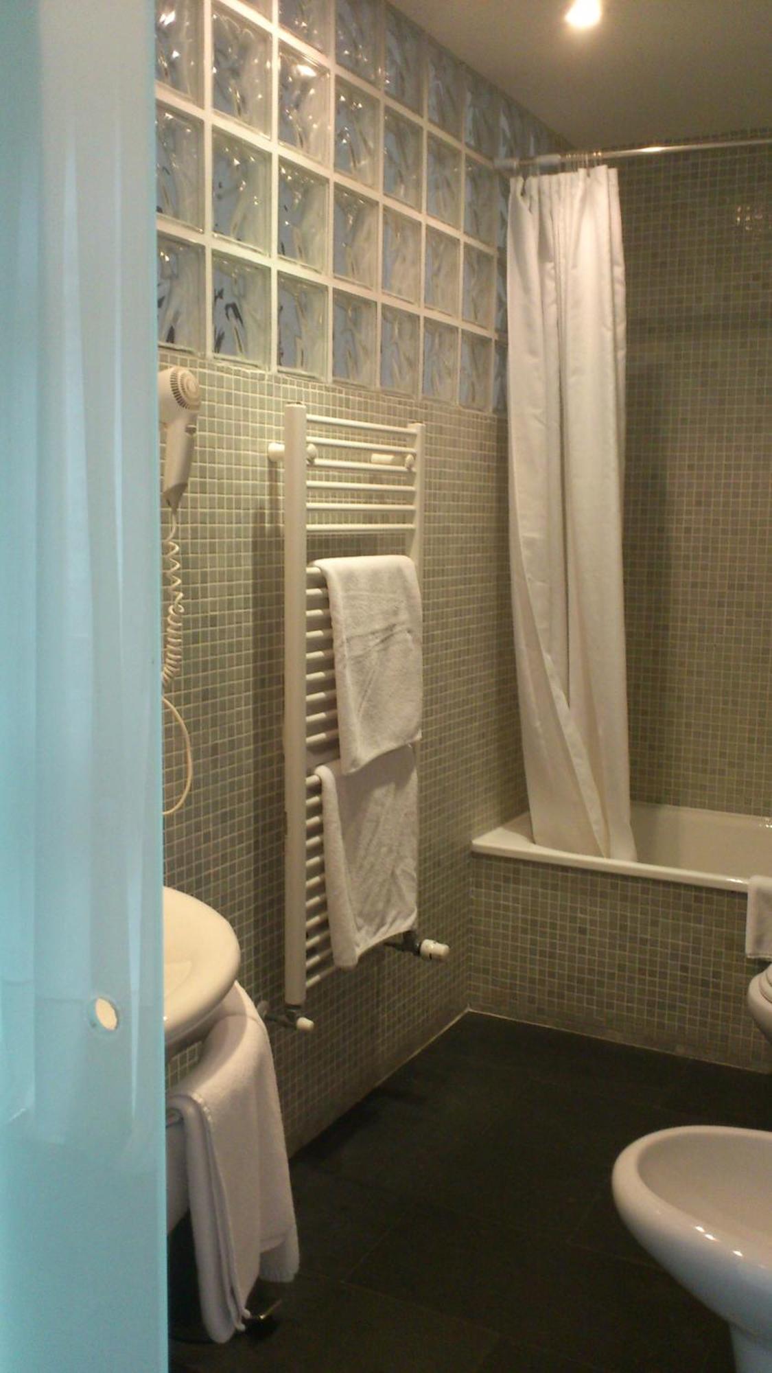 La Plaza II Hotel ลูอันโก ภายนอก รูปภาพ