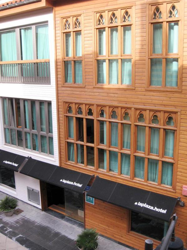 La Plaza II Hotel ลูอันโก ภายนอก รูปภาพ